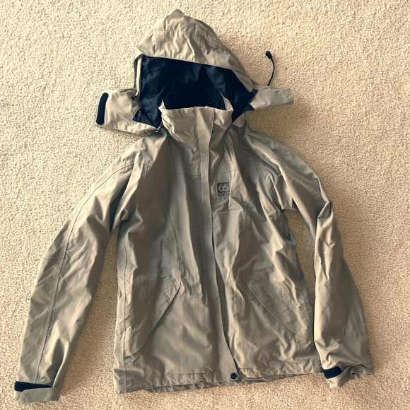 66 Degree North Multipurpose Jacket - Picture 1 of 3